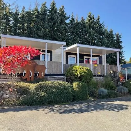 Zu Jeddelohs & -adult Friendly 4*