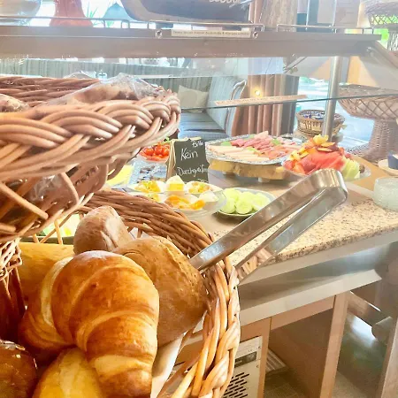 Zu Jeddelohs & -adult Friendly Gladenbach