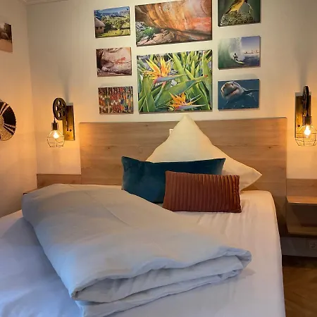 Zu Jeddelohs & -adult Friendly Lägenhetshotell Gladenbach