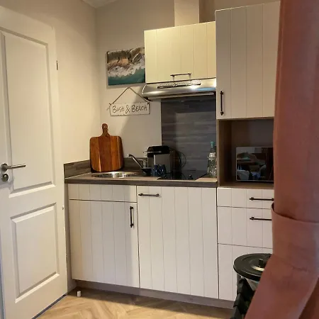 Zu Jeddelohs & -adult Friendly