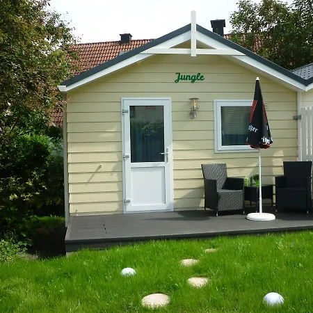 Zu Jeddelohs & -adult Friendly